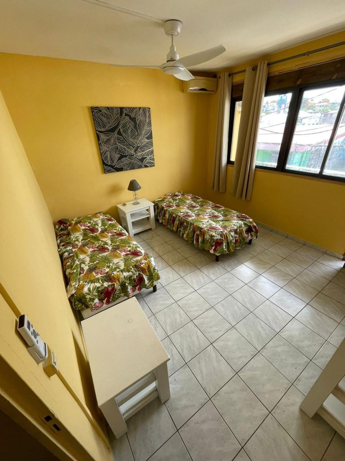 Appartement tout confort Sainte-Anne  Extérieur photo