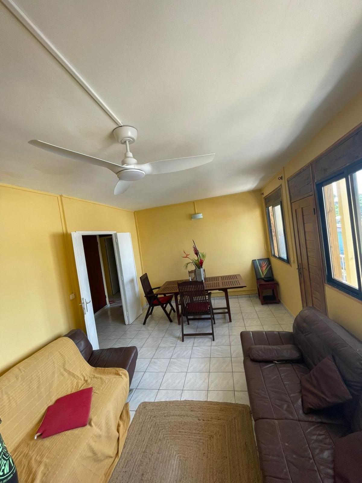 Appartement tout confort Sainte-Anne  Extérieur photo